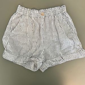 ZARA Shorts size M